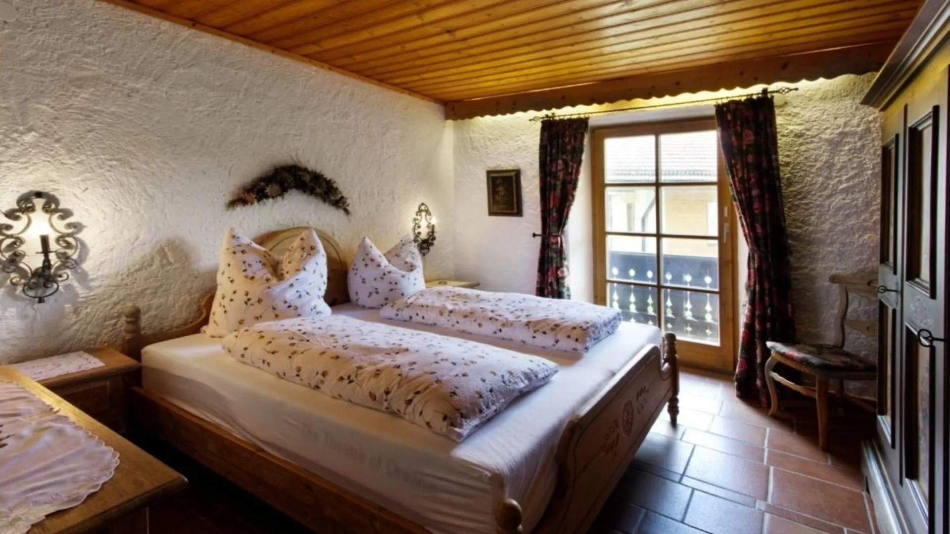 Hoelzlhaus -563- Mittenwald